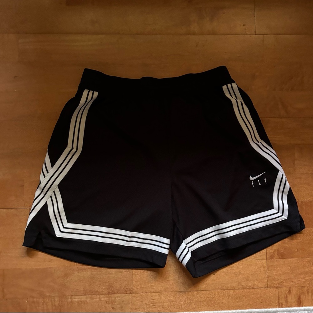 Nike kids Black fly Shorts